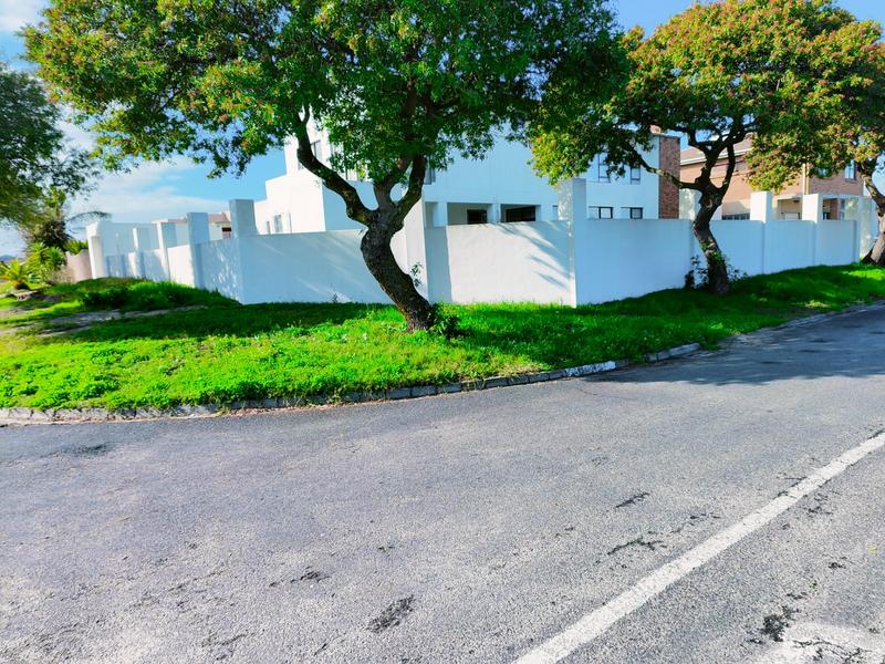 16 Bedroom Property for Sale in Belhar Western Cape